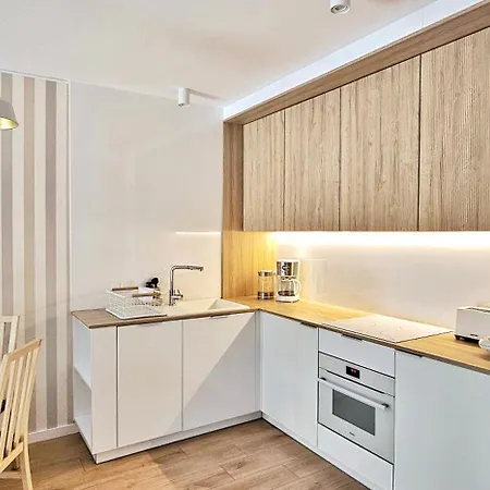 Whiteblue Z Dużym Ogródkiem - 100 M Od Plaży! Whiteblue Mit Großem Garten - 100 M Vom Entfernt! Whiteblue S Velkou Zahradou - 100 M Od Pláže! Kołobrzeg